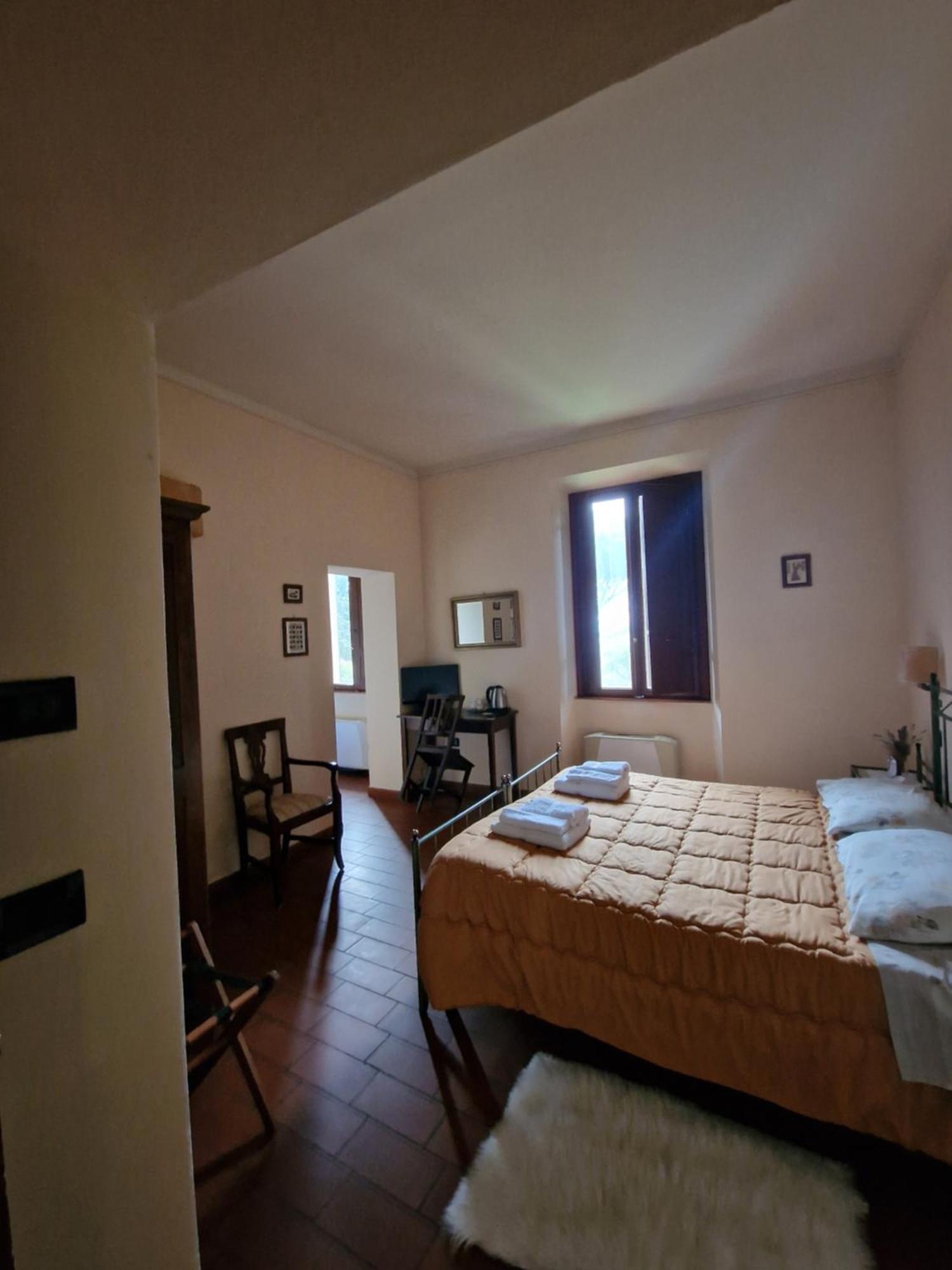 Hotel Ristorante Casa Volpi アレッツォ エクステリア 写真