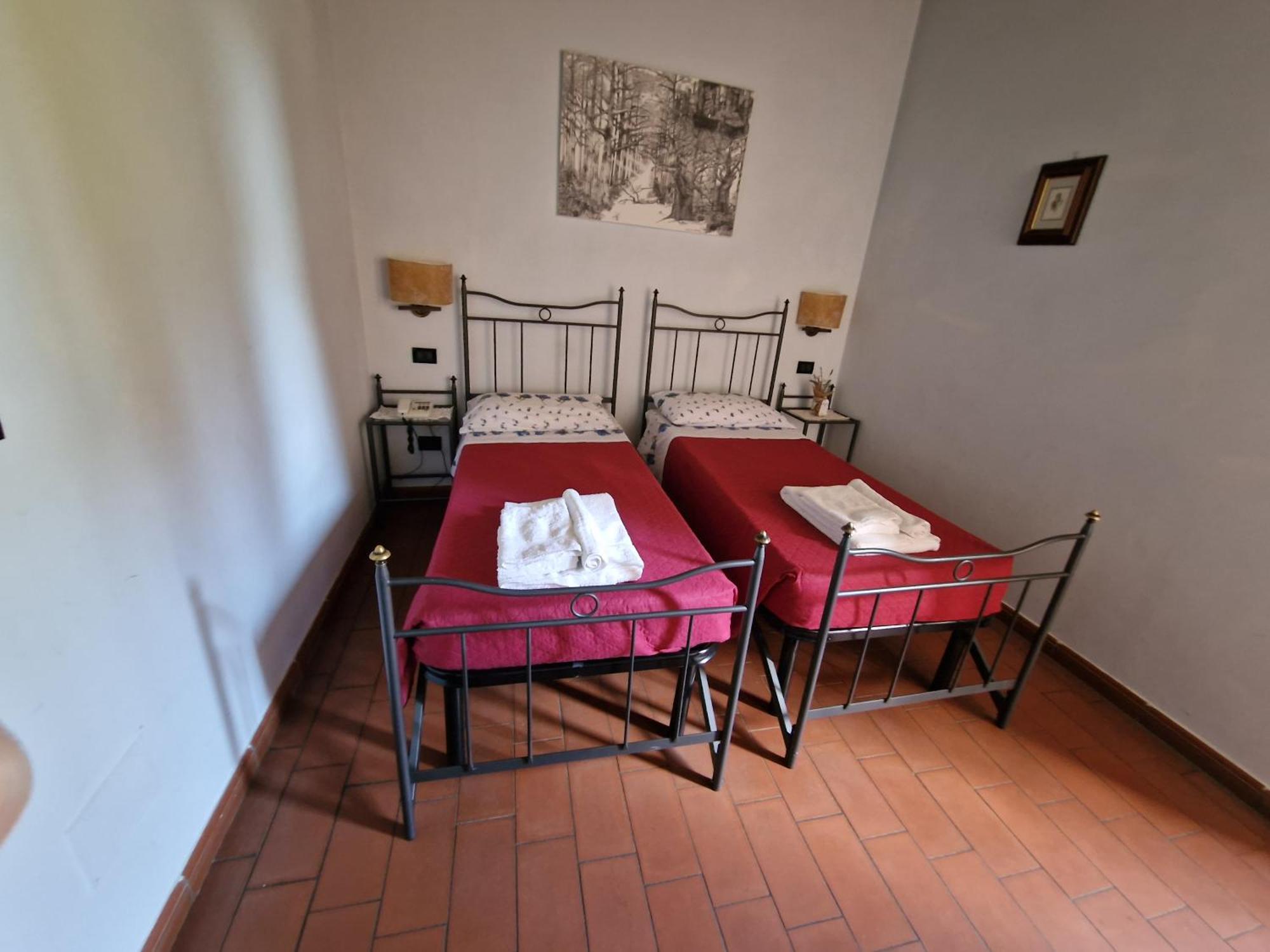 Hotel Ristorante Casa Volpi アレッツォ 部屋 写真